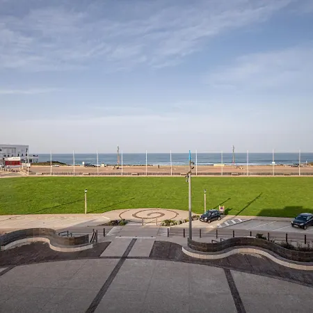 4 Pers, Proche Plage, Balcon Vue Ocean - Fr-1-521-162 *